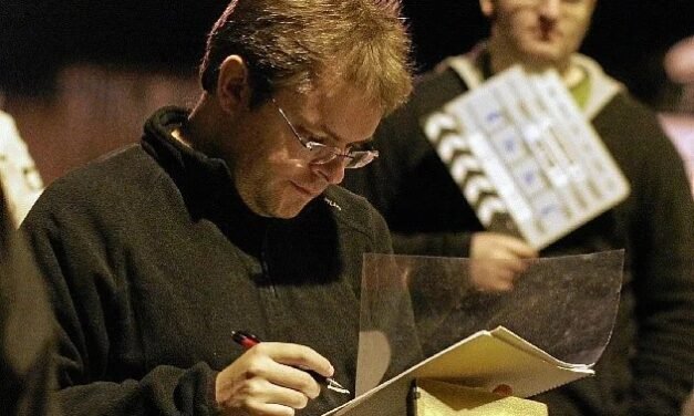 El zalameño Israel Millán, nominado a los Premios Carmen por su trabajo en ‘Te protegerán mis alas’