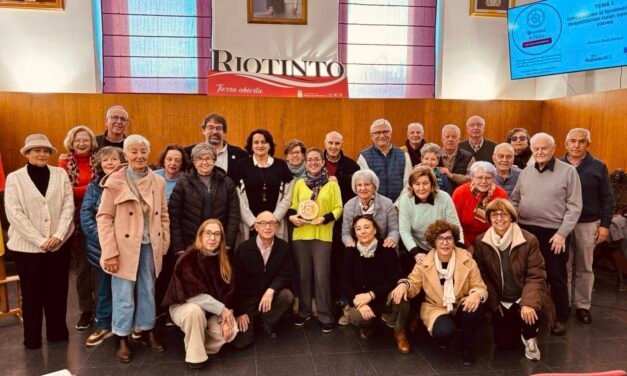 Riotinto inicia un nuevo curso del Aula de la Experiencia