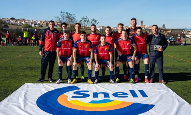 El Zalamea F.C. reconoce a Miguel González como socio protector por su apoyo al club