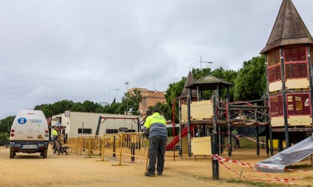 Comienzan los trabajos para la remodelación de 15 áreas infantiles en Huelva capital