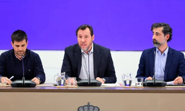 Óscar Puente garantiza «máxima transparencia» con los datos del accidente de Adamuz