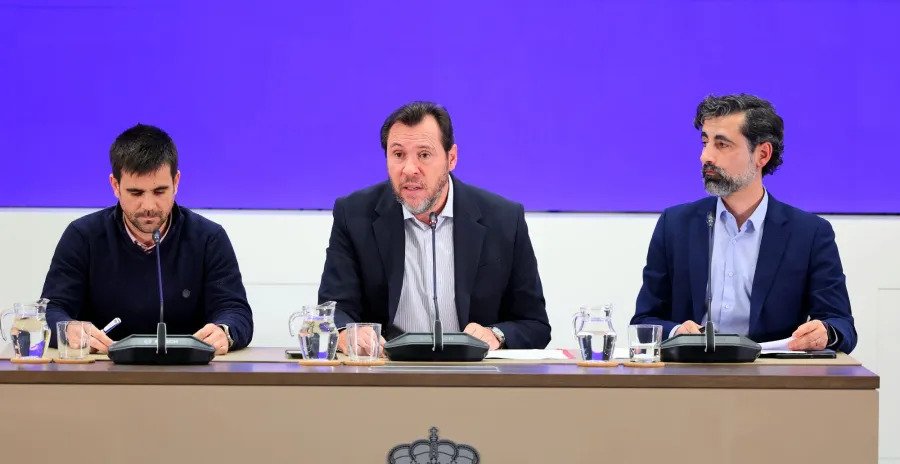 Óscar Puente garantiza «máxima transparencia» con los datos del accidente de Adamuz