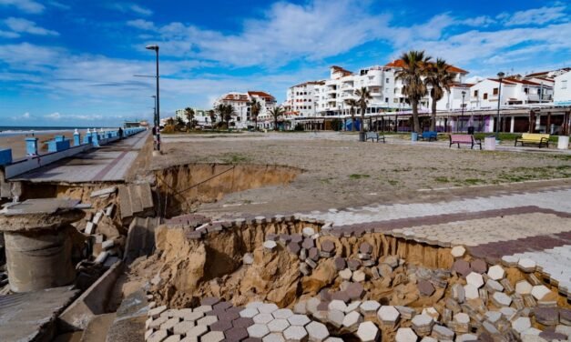 Evacuadas dos personas en Matalascañas por la borrasca Francis