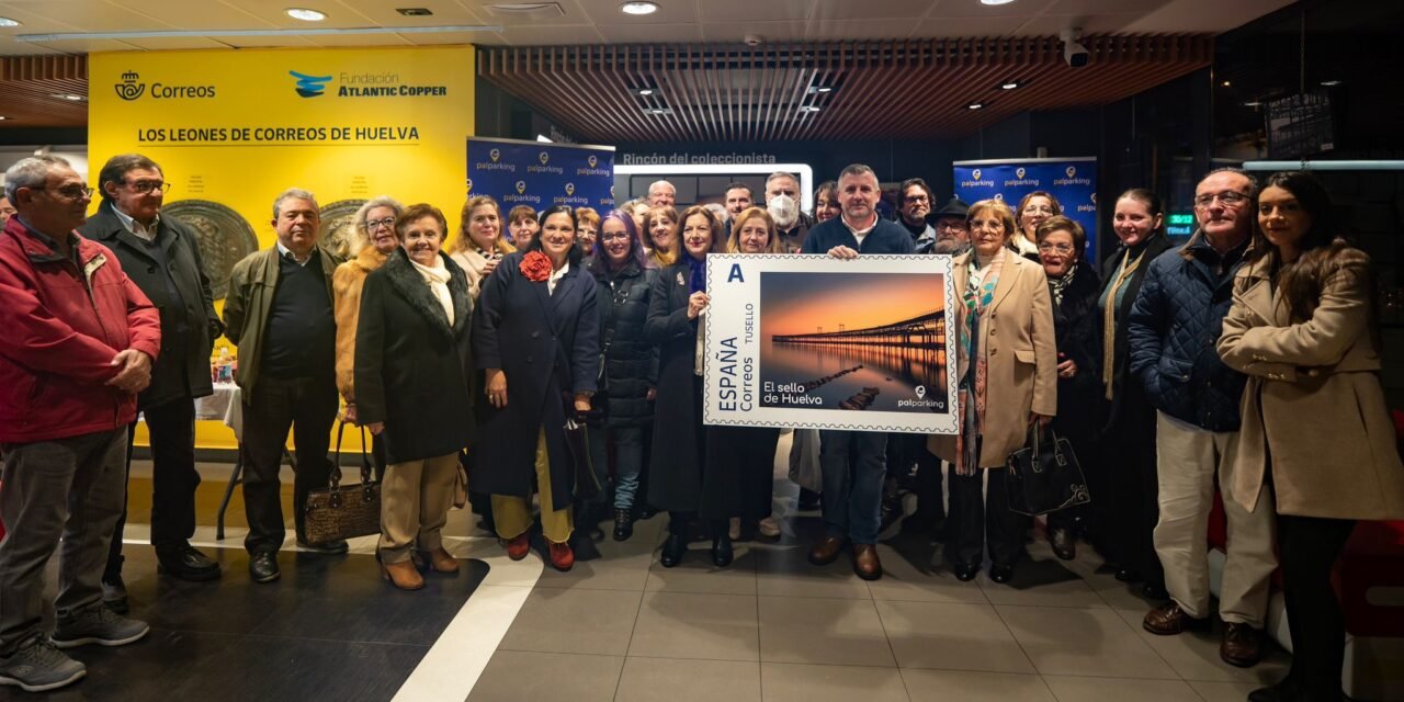 El muelle de la compañía de Rio tinto ya tiene su sello