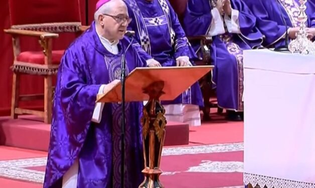 El obispo apela al «compromiso» de la sociedad con las víctimas de Adamuz