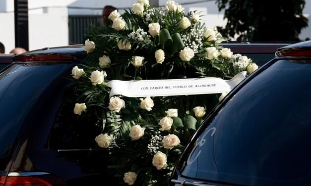 Las puertas del Carolina Marín para la misa funeral se cerrarán a las 17.30