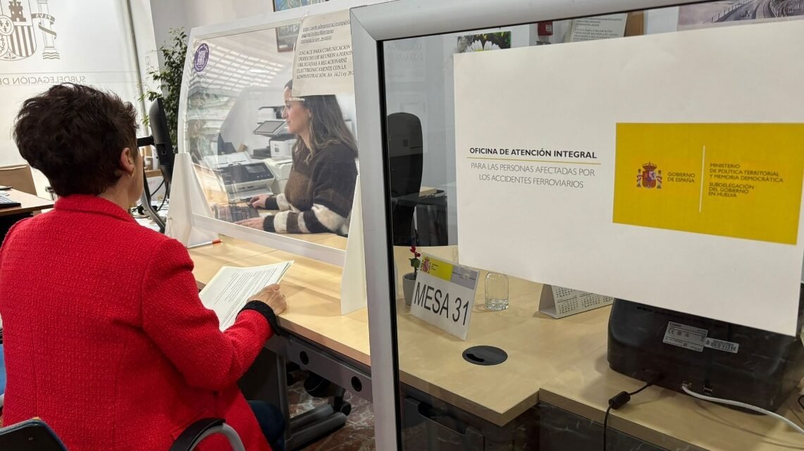 El Gobierno habilita una oficina de atención a los afectados por el accidente de Adamuz