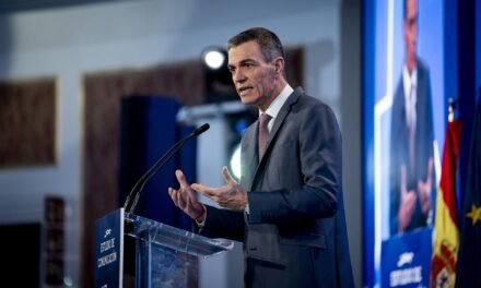 Sánchez asegura que el Gobierno gestionará la tragedia con «transparencia»