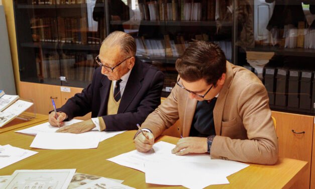 José Bacedoni dona al Archivo Municipal de Huelva parte de su fondo documental