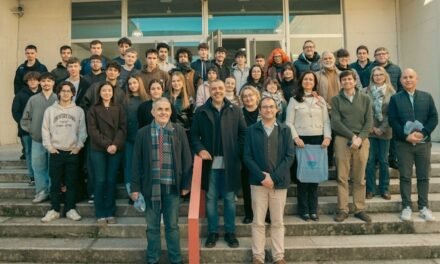 La Universidad de Huelva recibe a alumnos del Grado de Física de Almería