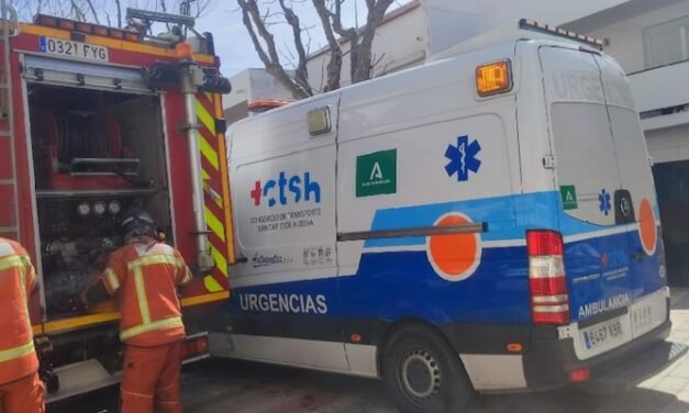 Evacuado con quemaduras un hombre de 37 años tras un incendio en Valverde