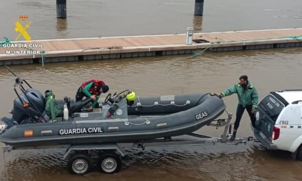 Buscan a un hombre desaparecido tras caer al Guadiana en Sanlúcar