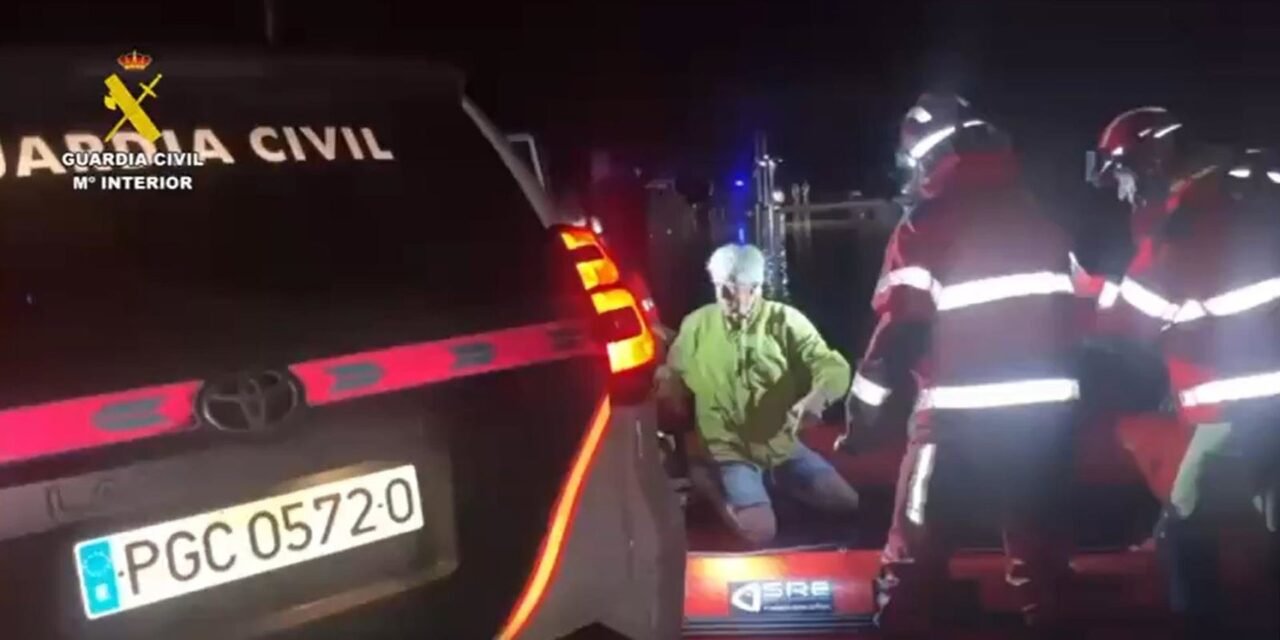 Rescatan a 13 personas tras inundarse un camping en Isla Cristina