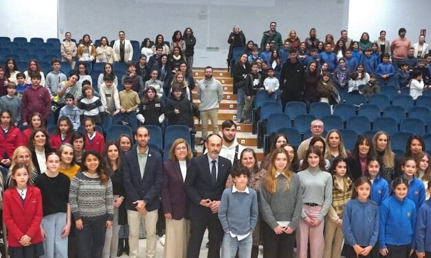 La UHU reivindica el talento femenino como motor imprescindible del futuro científico