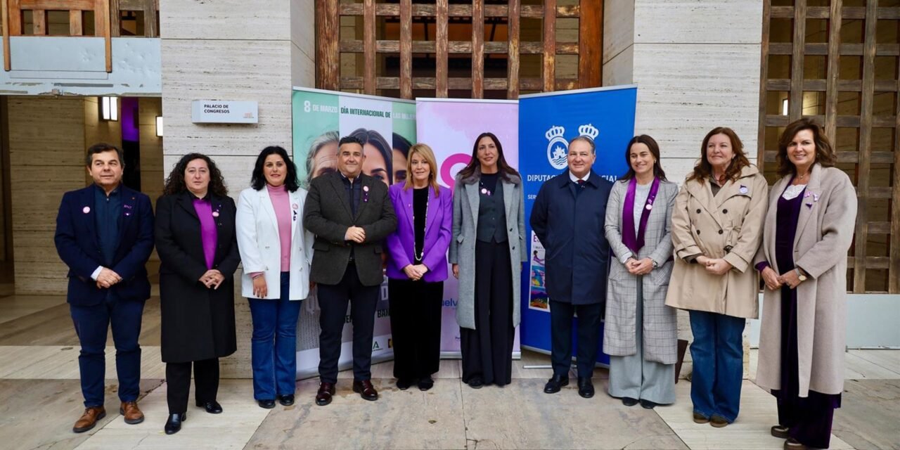 Las administraciones se unen por el 8M y se comprometen a trabajar por la igualdad «los 365 días»