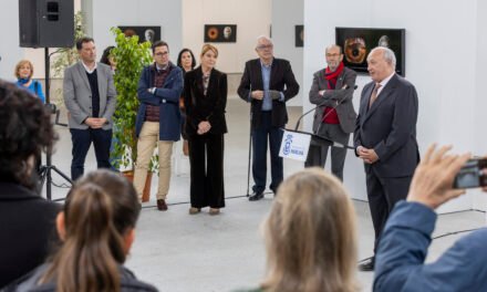 Huelva se mira a los ojos en la exposición de Valentín Fernández Romero
