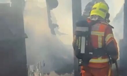 Arde el chiringuito Bárbaro de Nuevo Portil