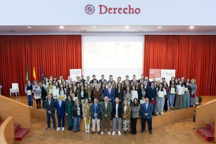 La UHU premia a sus mejores estudiantes