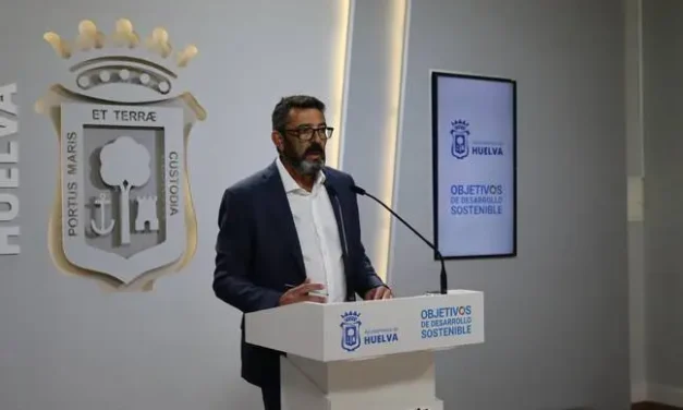 Luis Albillo abandona el PSOE y pasa a concejal no adscrito