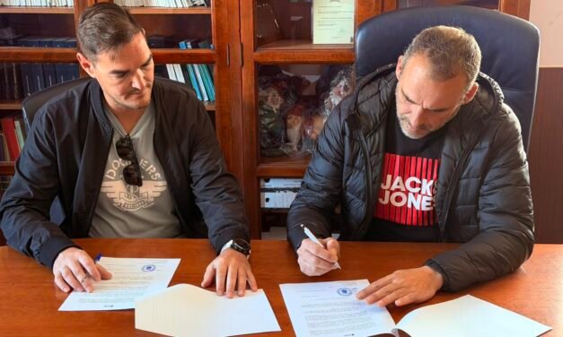 El Ayuntamiento de Riotinto renueva su convenio anual con el Club de Golf Corta Atalaya