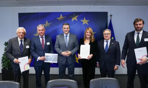 Miranda pide a Sánchez que el AVE Andalucía-Algarve sea prioritario en la Cumbre Hispanolusa