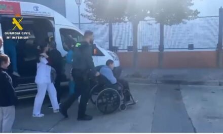 Evacuadas más de 50 personas en una residencia de ancianos de Lepe ante una gran salida de humo