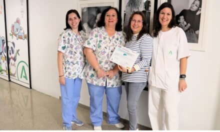 Premian al Hospital Juan Ramón Jiménez por un estudio sobre lactancia materna