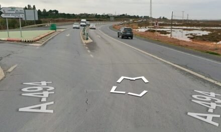 Evacuadas siete personas al hospital tras un accidente en Moguer
