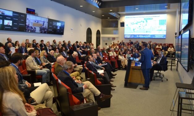 ¿Está el campo español ante una encrucijada? Siete líderes del sector sitúan al agro en el centro del debate