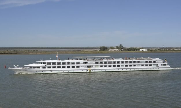 La Belle de Cadix comienza este sábado su temporada de cruceros en Huelva