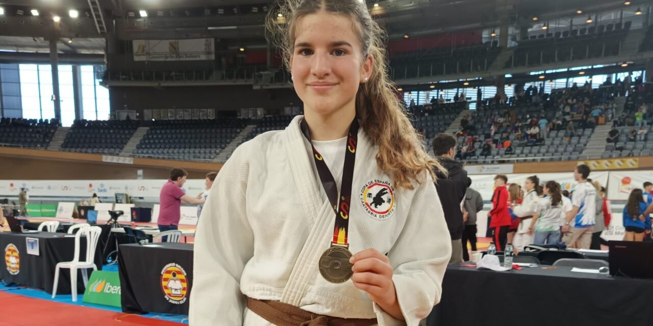 La onubense Luna Villalba se proclama campeona de España de judo en edad escolar