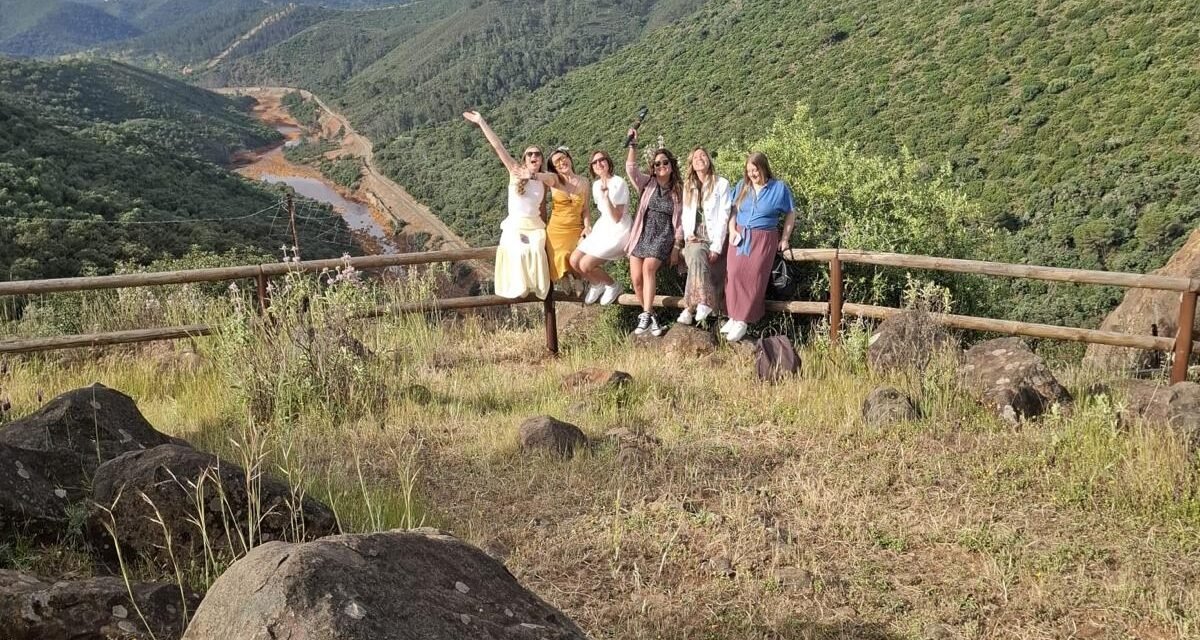 Cinco influencers recorren la Cuenca Minera para mostrar sus encantos turísticos