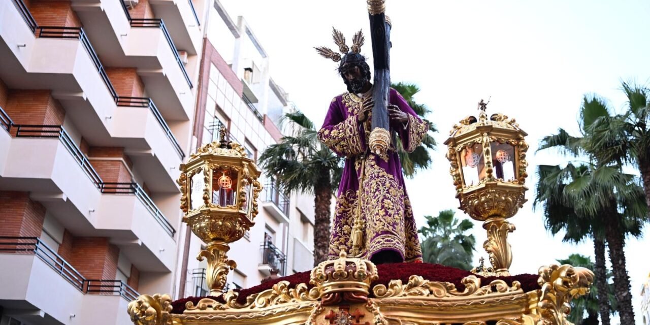 La procesión de Pasión en imágenes