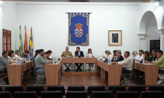 Moguer concede la Medalla de Oro de la Ciudad a su Hermandad del Rocío