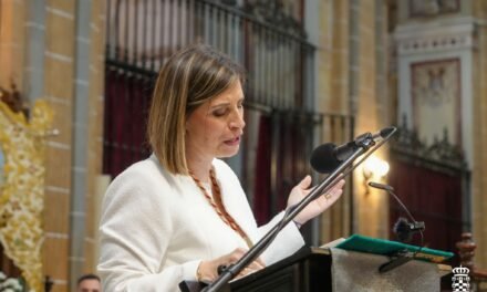 El pregón de Ana Rodríguez llega al corazón de los rocieros moguereños