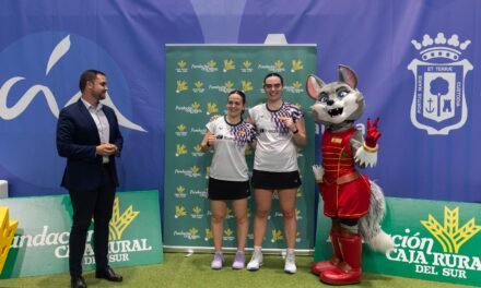 Caja Rural del Sur entrega el Premio al Mejor Punto del Europeo de Bádminton