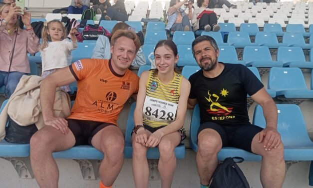 Regina Herruzo da el salto al Andaluz Sub-16 en su debut en pista