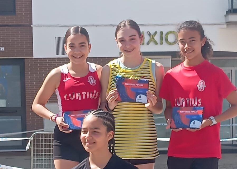 Regina Herruzo se impone en el XXXIV Cross Popular de San Juan del Puerto