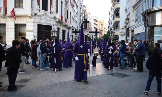 La procesión de El Nazareno, en imágenes