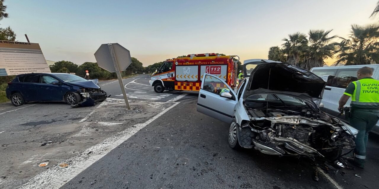 Heridas varias personas en un accidente de tráfico en Cartaya