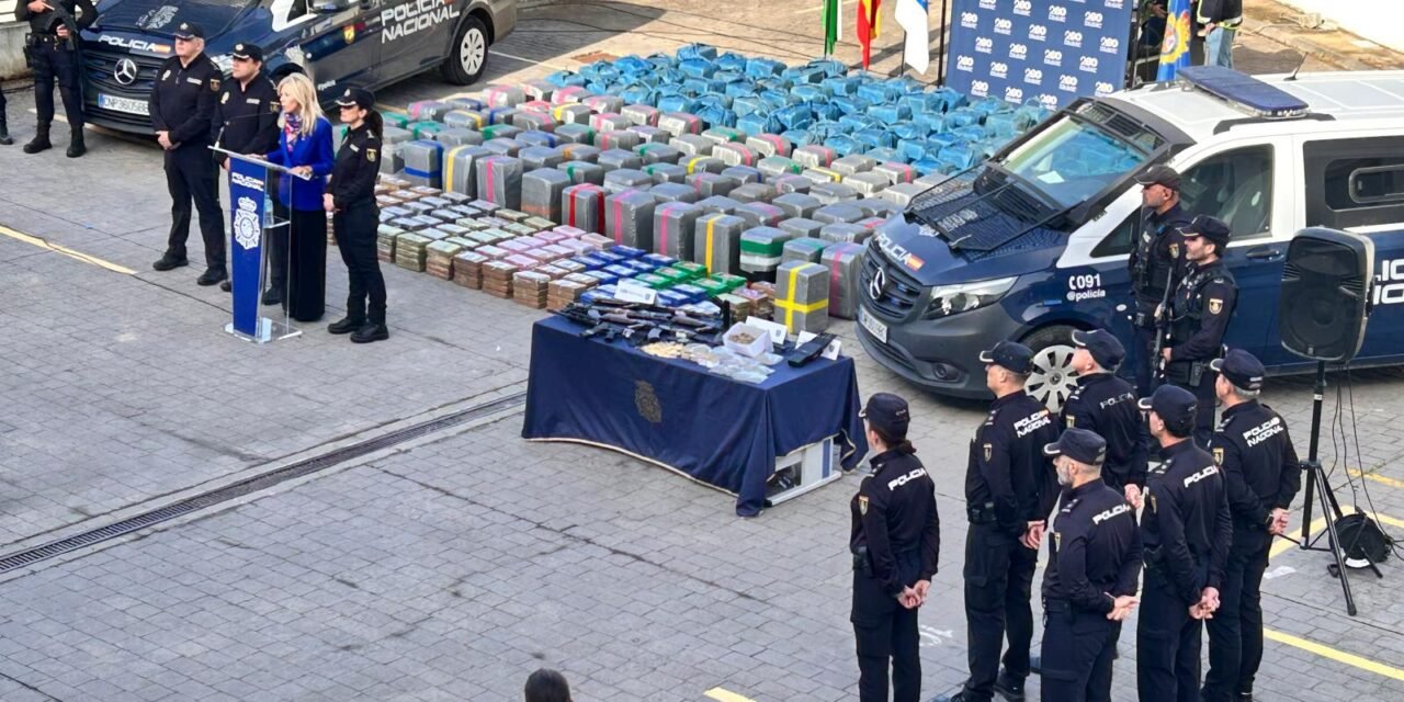Intervenido el mayor alijo de cocaína de la historia en la costa de Huelva