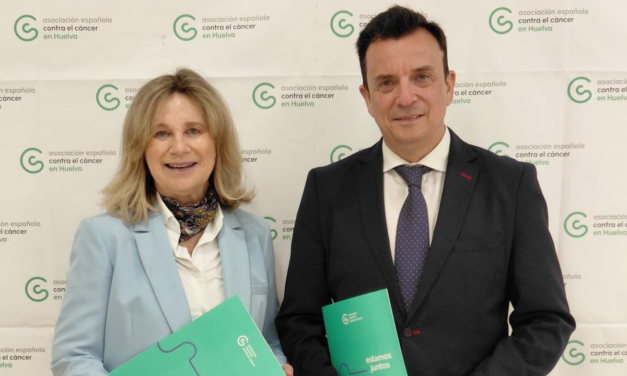 La Fundación Caja Rural del Sur apoya un proyecto de investigación de la AECC en Huelva