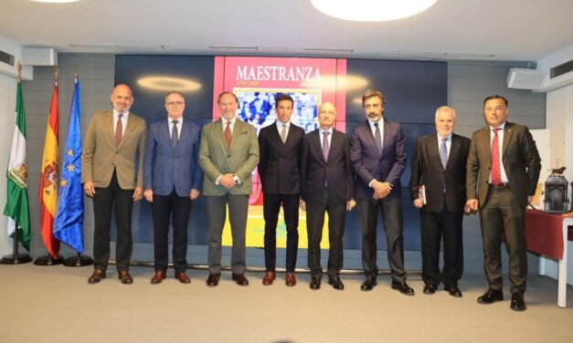 Caja Rural del Sur entrega sus XX Premios Taurinos a David de Miranda, Juan Pedro Domecq y Juan del Val