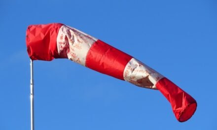 Aviso amarillo por fuertes vientos este martes en la Cuenca Minera