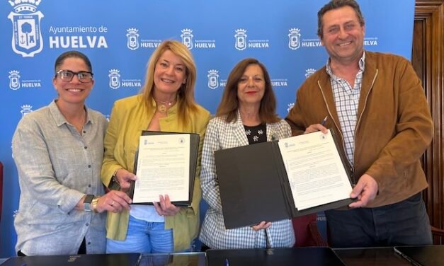 El Ayuntamiento de Huelva reafirma su compromiso con la Asociación de Amas de Casa ‘Virgen de la Cinta’