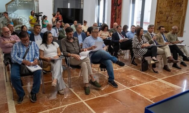 El Consejo Económico de la provincia advierte de que falta empleo cualificado en la industria
