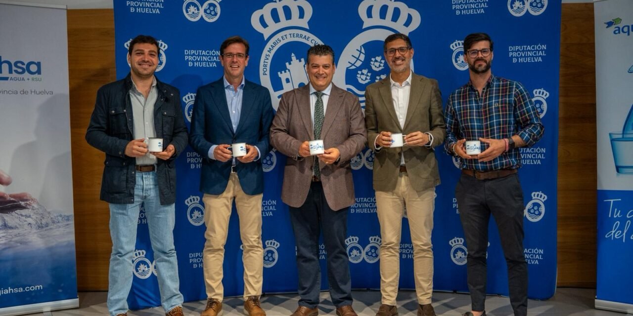 La Diputación instalará abrevaderos de agua para animales en los caminos del Rocío