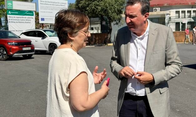 El PP destaca el compromiso de Juanma Moreno con la educación en Riotinto