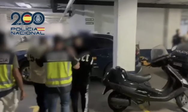 Cinco detenidos en El Torrejón por propinar una paliza a un hombre para que no declarara en un juicio