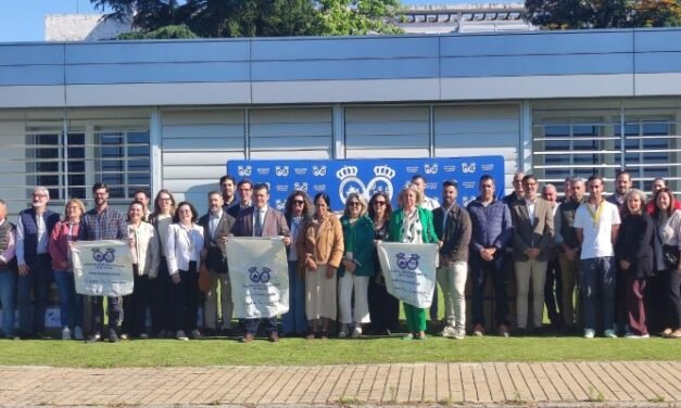 La MAS y Giahsa entregan 10.000 tazas metálicas a 17 hermandades rocieras de la provincia